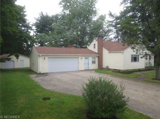 146 Nila Dr, North Lima, OH 44452