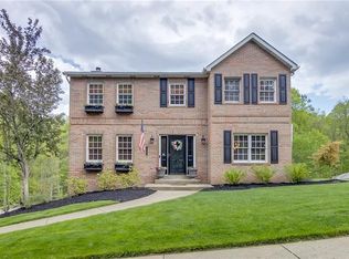 214 Cumberland Dr, Seven Fields, PA 16046