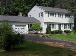 21 Moorwood Dr, Queensbury, NY 12804