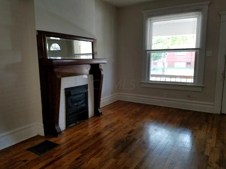 64 W Dodridge St — Photo 3