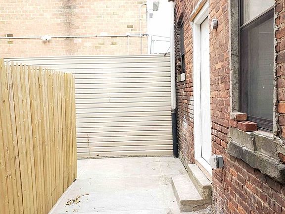 4th image of 110 Ellery St #1