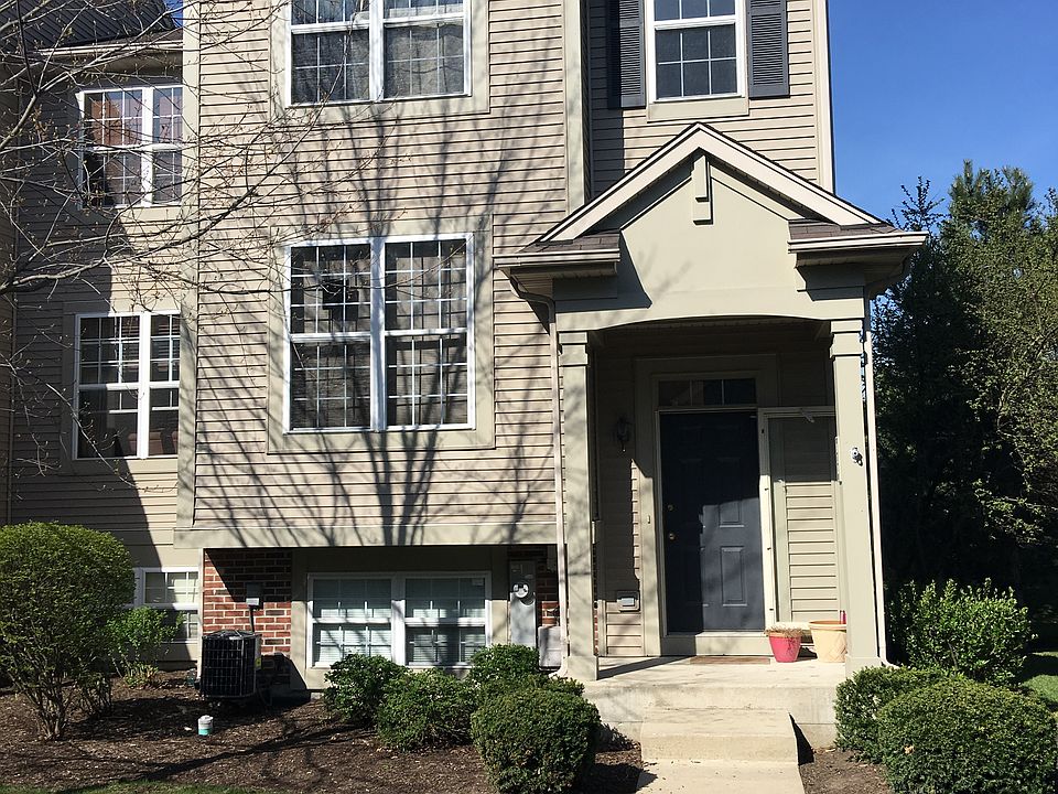 812 Cherry Creek Dr, Grayslake, IL 60030 Zillow