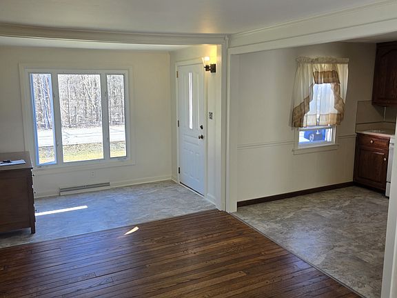 4th image of 5239 Tamarack Dr S