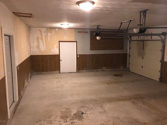 4th image of 3430 Cheyenne Dr SW