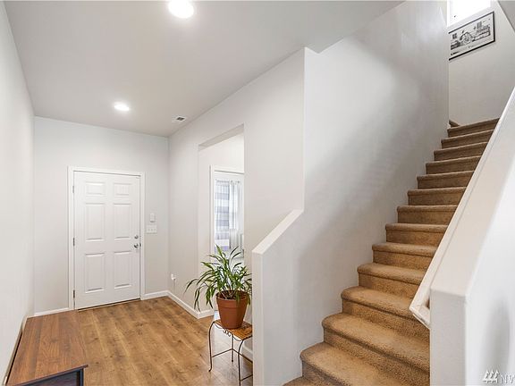 Entry way