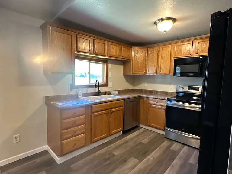 4321 Myrtlewood Dr — Photo 14