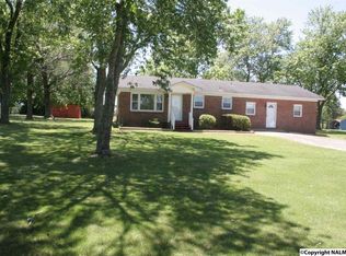 17606 Sewell Rd, Athens, AL 35614