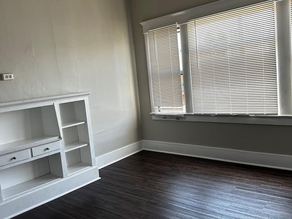 2nd image of 1220 E Broadway APT 2