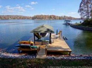 6248 Horseshoe Bend Rd, Goodview, VA 24095