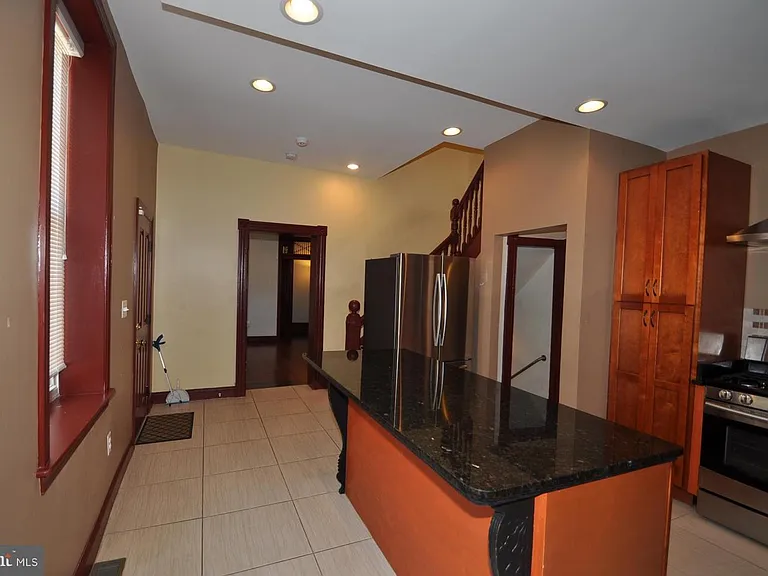 804 Hollins St #1 — Photo 9