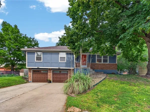 13404 Oakland Ave, Grandview, MO 64030