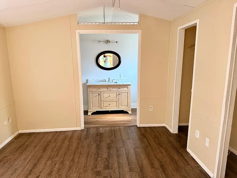 7508 Covewood Dr — Photo 2