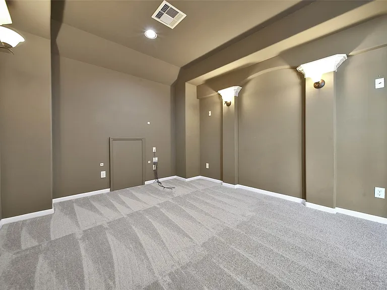 17506 Mineral Bluff Ln — Photo 35