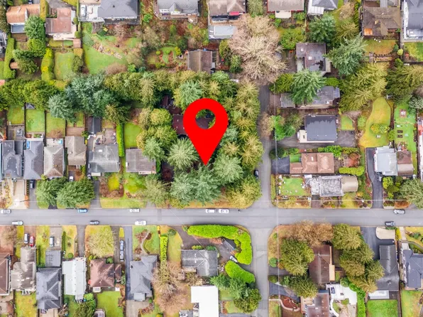 3091 Royal Ave Lot 2, North Vancouver, BC V7K 1Y6