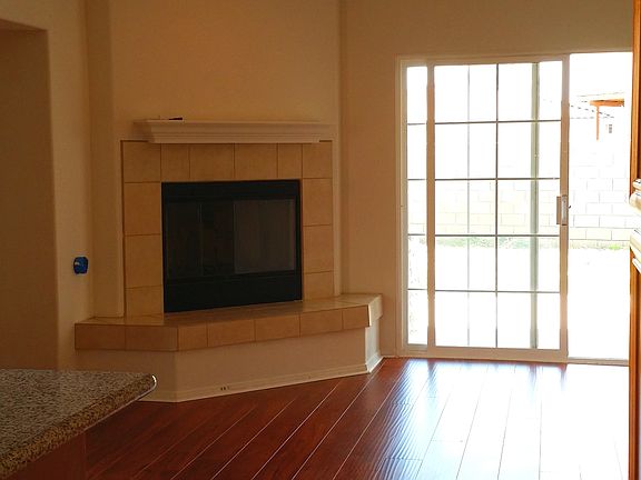 4th image of 7809 Blackhawk Ct