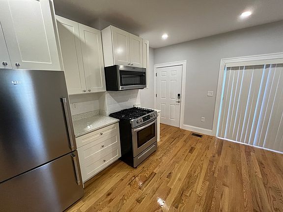 3rd image of 374 Oxford St #2E