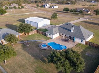6305 Whitetail Ln, Bryan, TX 77808