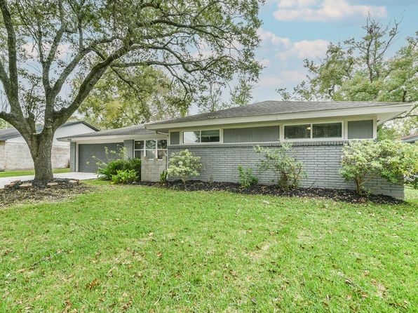 5650 Ludington Dr
