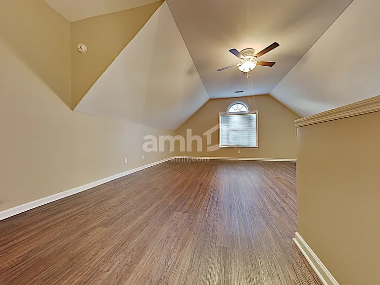 103 Homestead Ln — Photo 13
