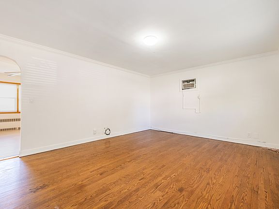 4th image of 238 Westminster Pl Floor 1