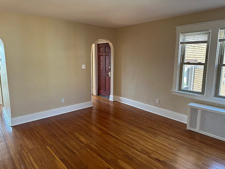 4828 Glenway Ave — Photo 29
