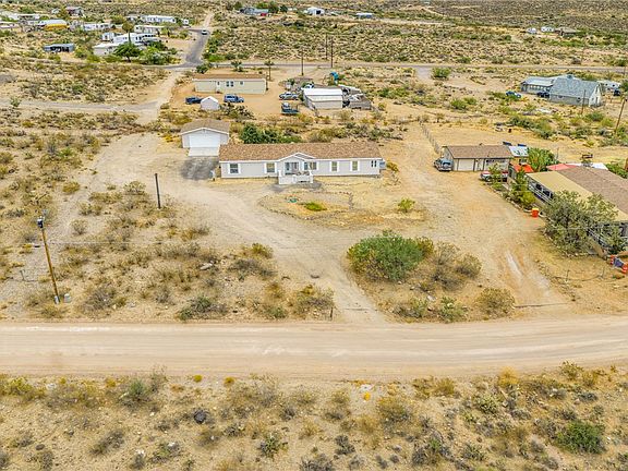 3rd image of 4498 N Smoketree Road