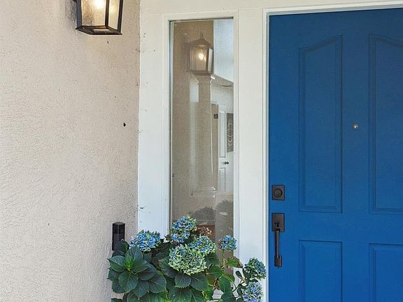 3rd image of 2833 Cortina Way