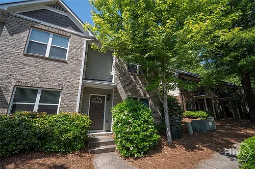 1131 Binghampton Cir Photo 1