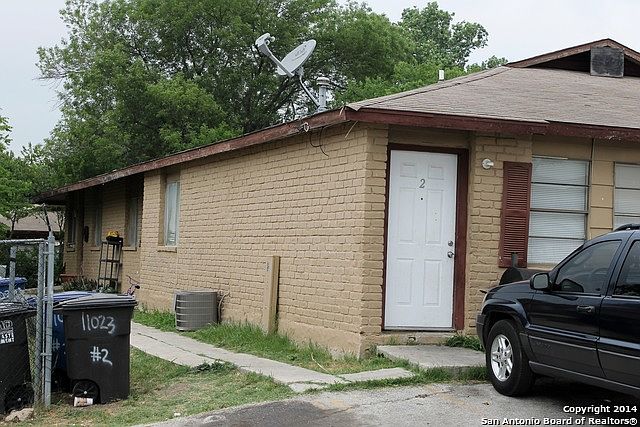 2nd image of 11023 Baywood Dr