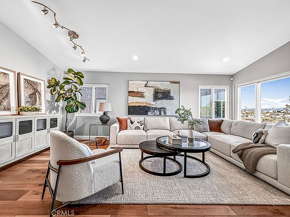 5th image of 7313 Earldom Ave