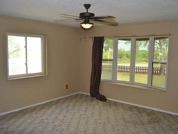 2nd image of 900 N 5th St #5