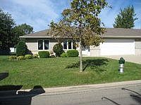 1st image of 1835 Greenwood Dr