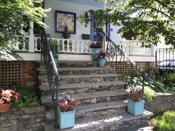 4 Brooks Ave #3