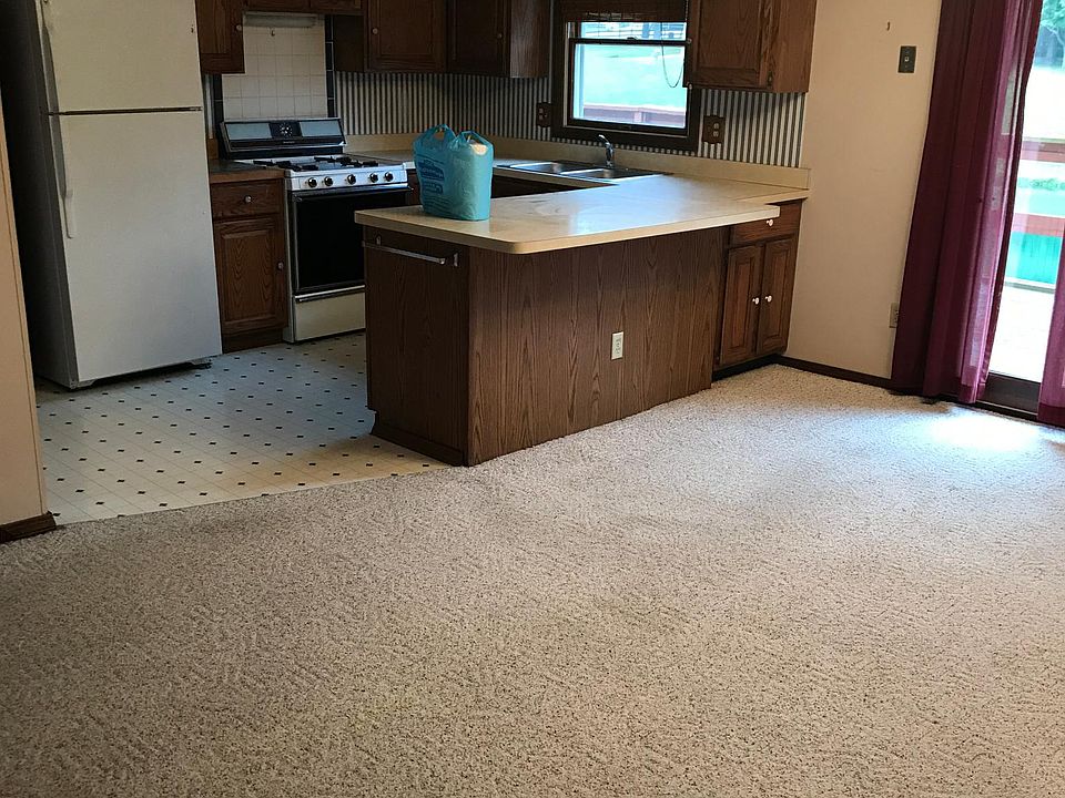 Kitchen- open floor plan
