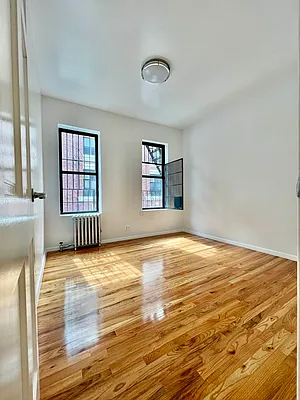 Rented by REAL New York | media 3