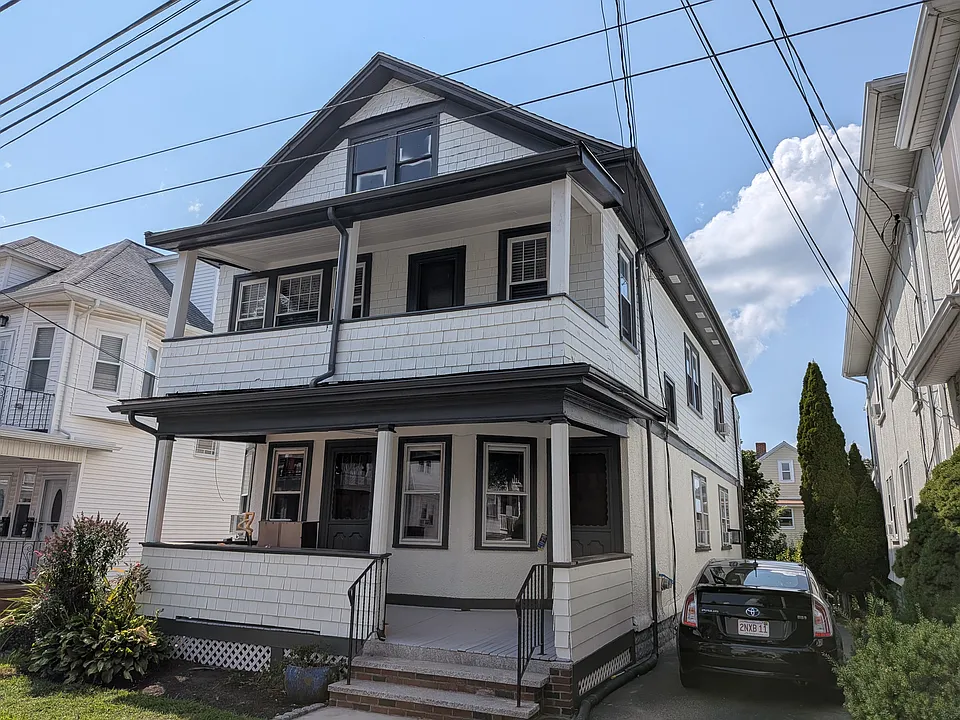 99 W Quincy St #1