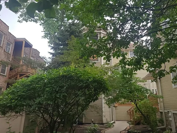 413 Wisconsin Ave #C, Oak Park, IL 60302