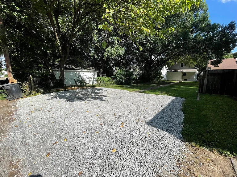 Parking Pad for 3 cars
