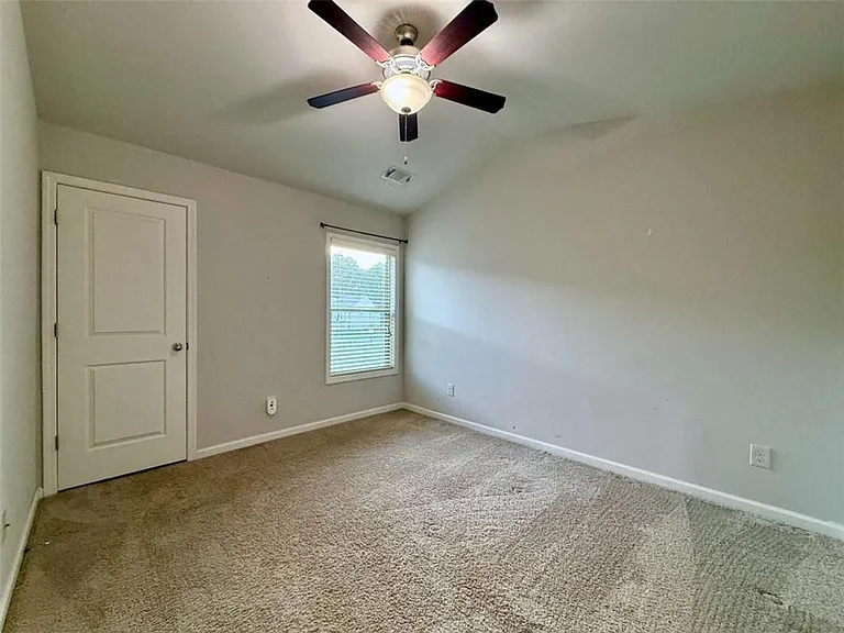 5115 Breezewood Cir — Photo 30