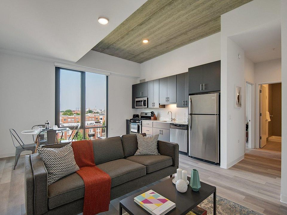 X Chicago 710 W 14th St Chicago IL Zillow