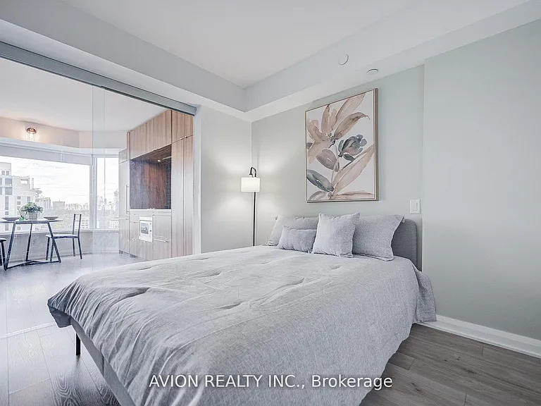 155 Yorkville Ave #1920 — Photo 10