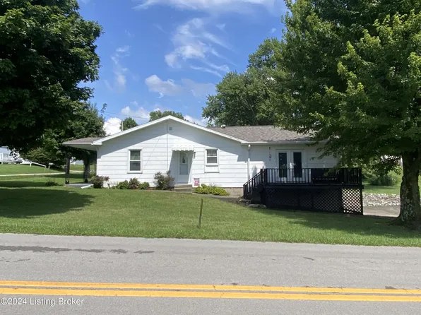 702 E 7th St, Cloverport, KY 40111