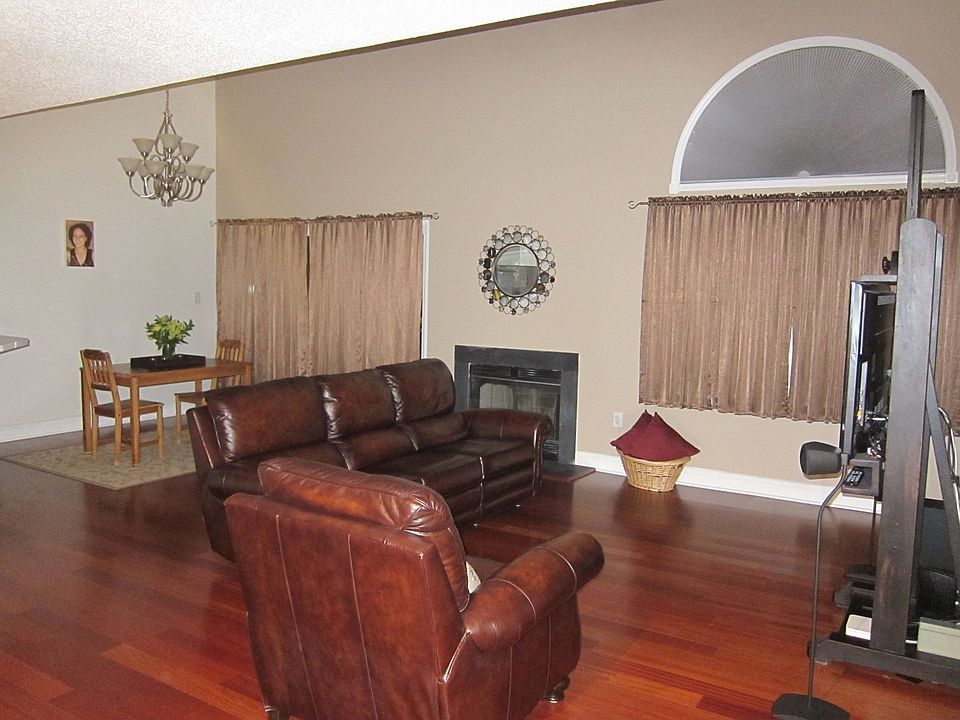 Living/Dinning Room