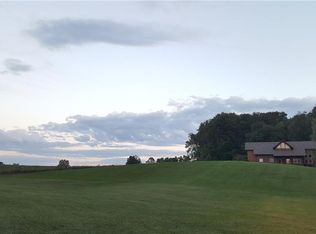 1804 Ward Rd, Lyndonville, NY 14098