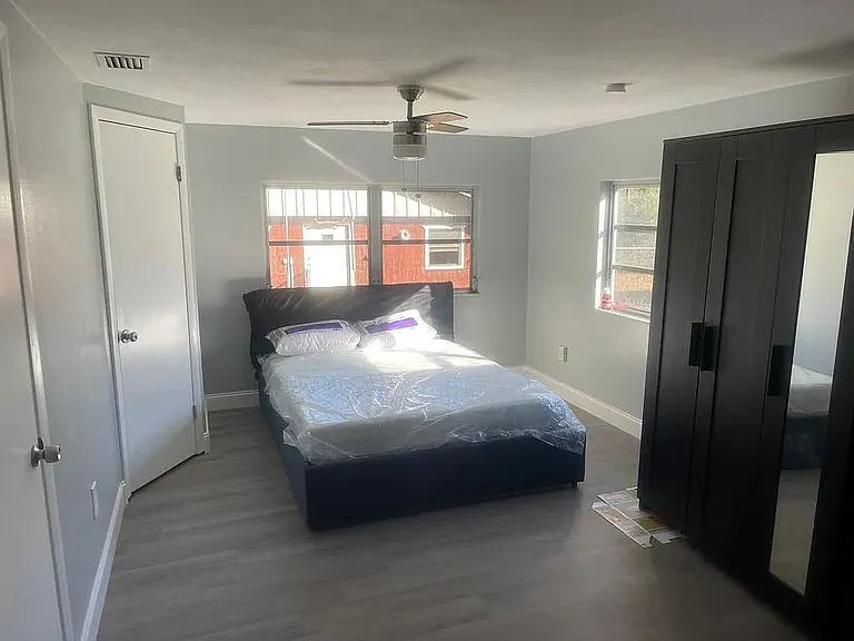 230 Locke Rd — Photo 10