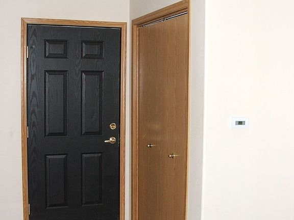 3rd image of 916 N Bluffwood Ln APT 11
