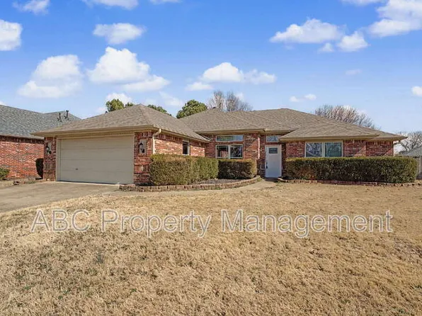 1501 S Breckenridge Loop, Rogers, AR 72756