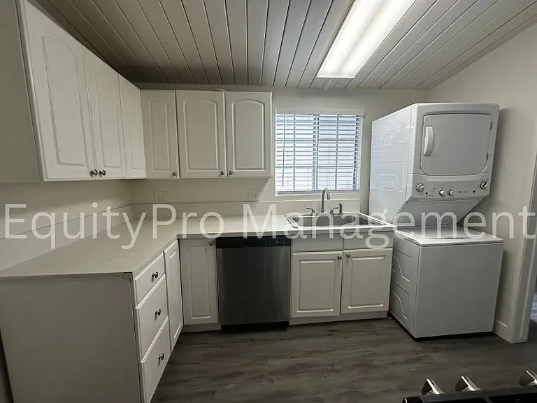 12103 Howard St #12103 — Photo 3