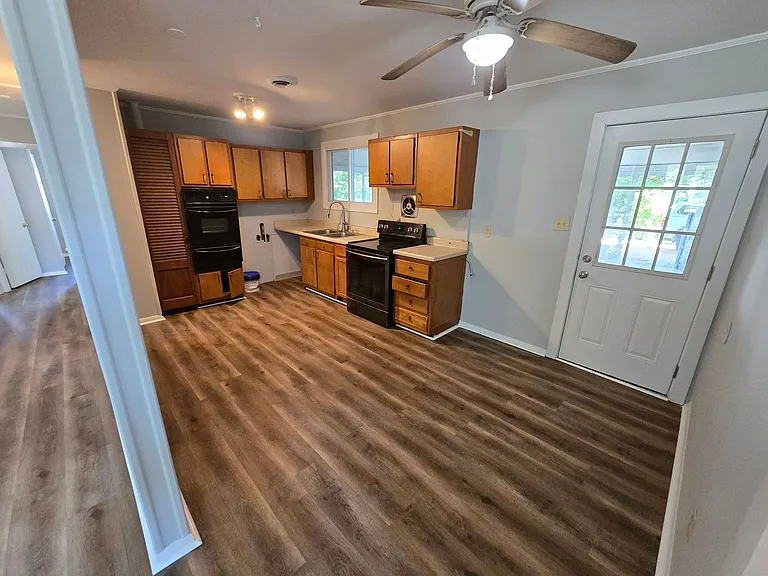 507 Hill Ave — Photo 3