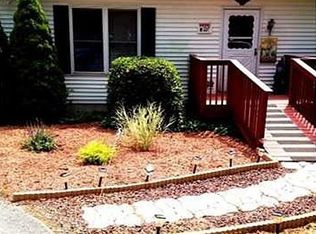 37 Grandview Pl, Florida, NY 10921